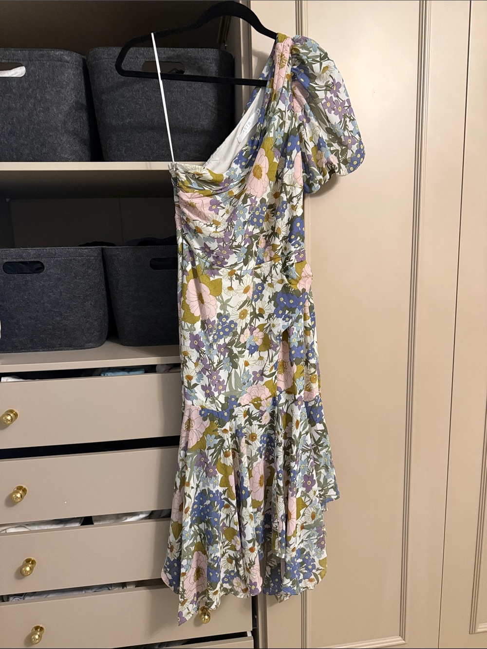 ASTR Floral One-Shoulder Midi Dress
